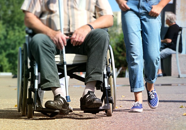Wózek inwalidzki dla seniora